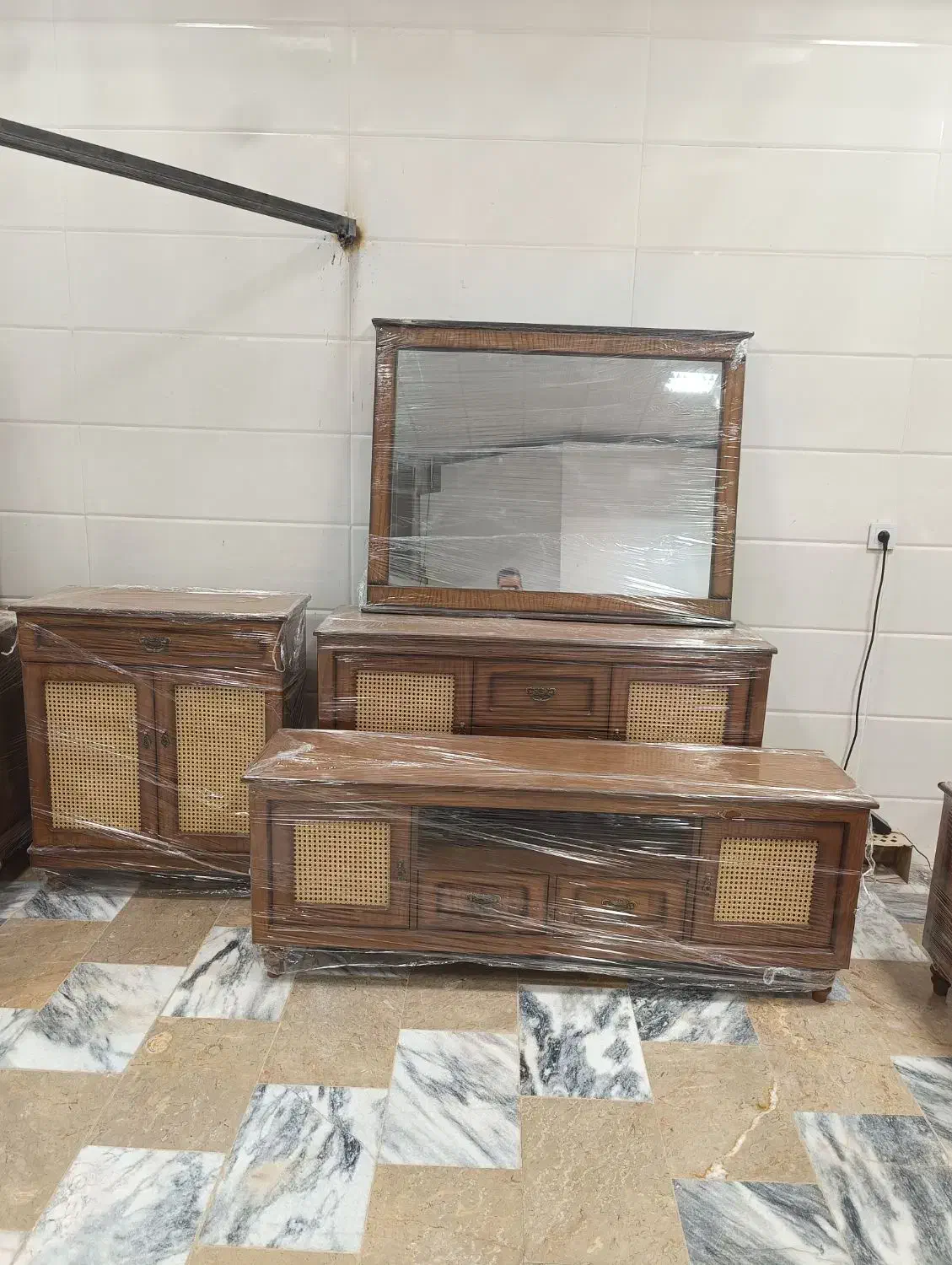 ست آینه کنسول ، جاکفشی( مبلمان کوروش)|بوفه، ویترین، کنسول|گناباد, |دیوار