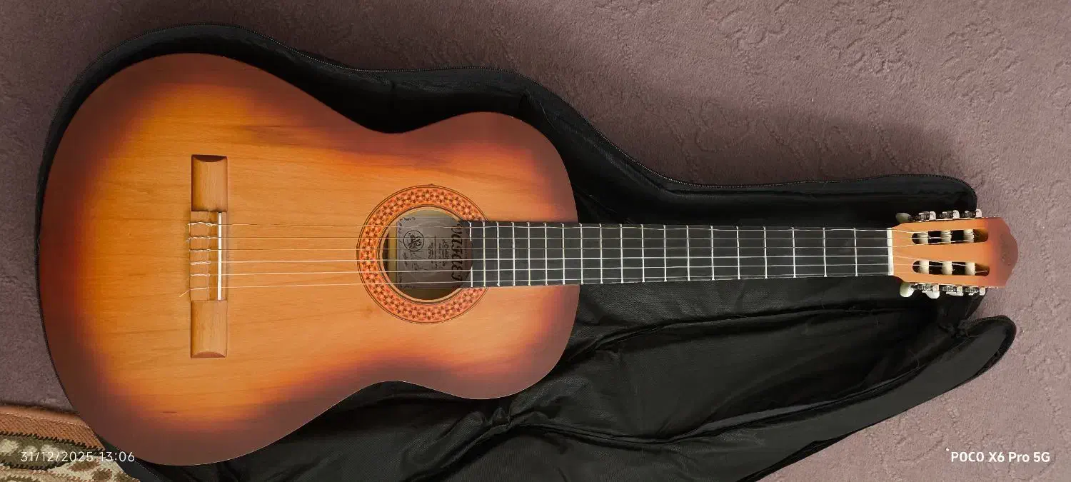 گیتار MV3 نیست در جهان|گیتار، بیس، امپلیفایر|مبارکه, |دیوار