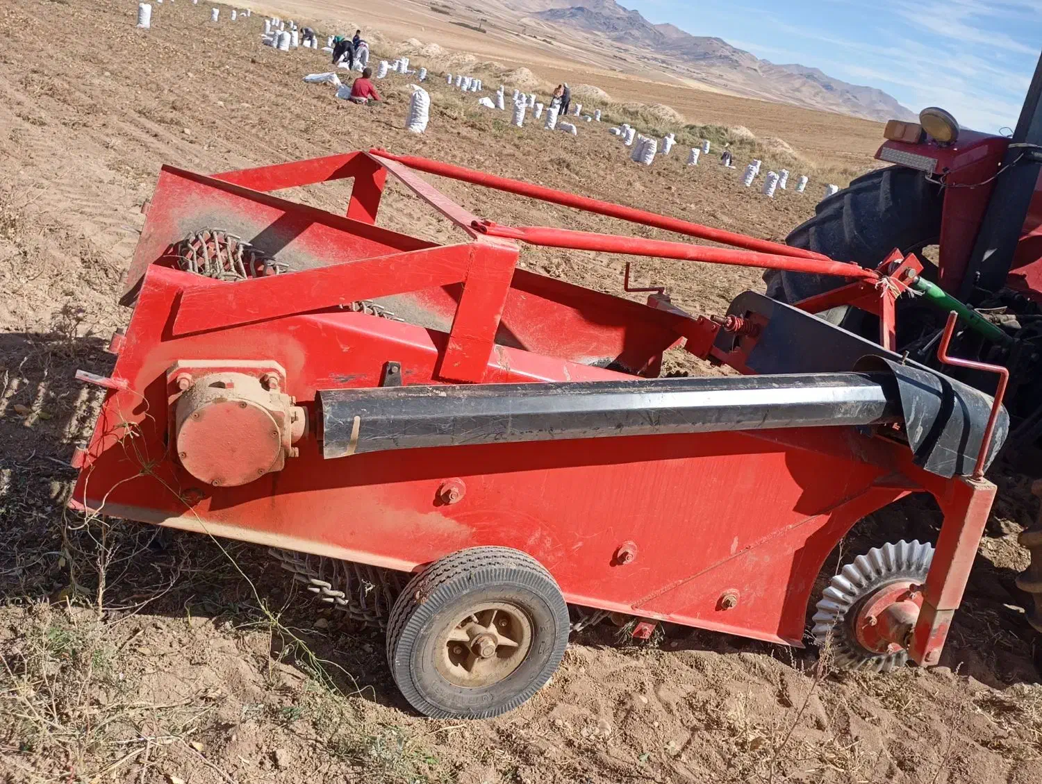 دستگاه سیب کن و فارو کانکس 18متری در حد نو|ماشین‌آلات صنعتی|باوله, |دیوار