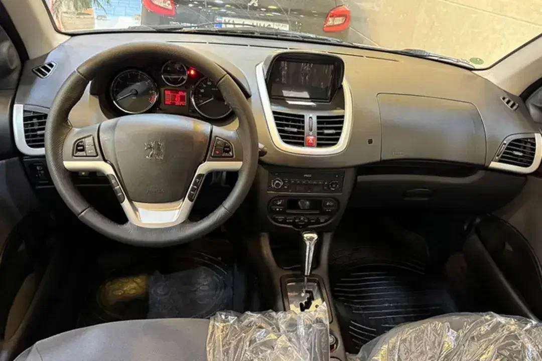 پژو ۲۰۷ اتوماتیک پانوراما ارتقا یافته tu5p|خودرو سواری و وانت|اراک, |دیوار