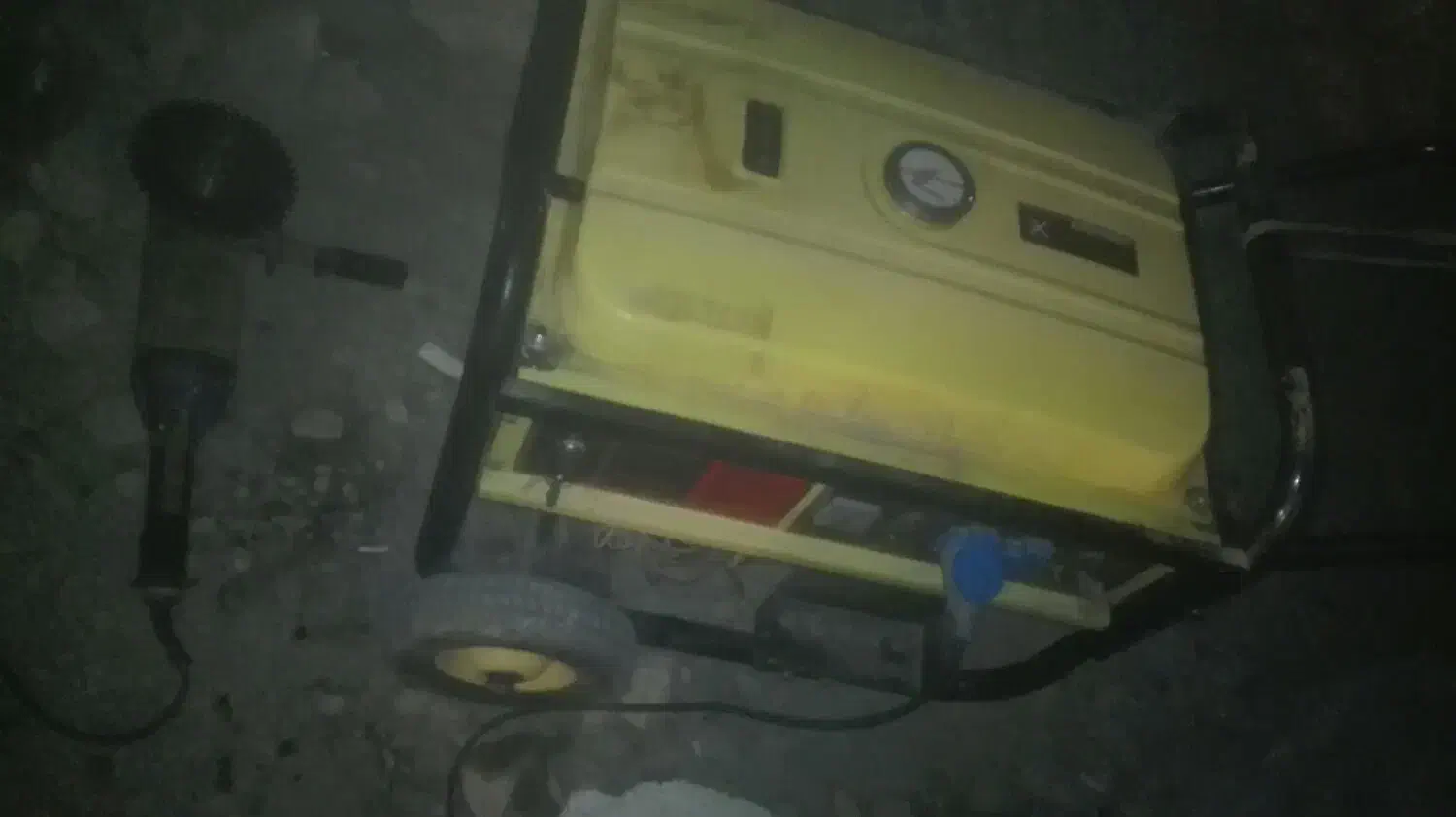 موتور برق|ابزارآلات|قائن, |دیوار