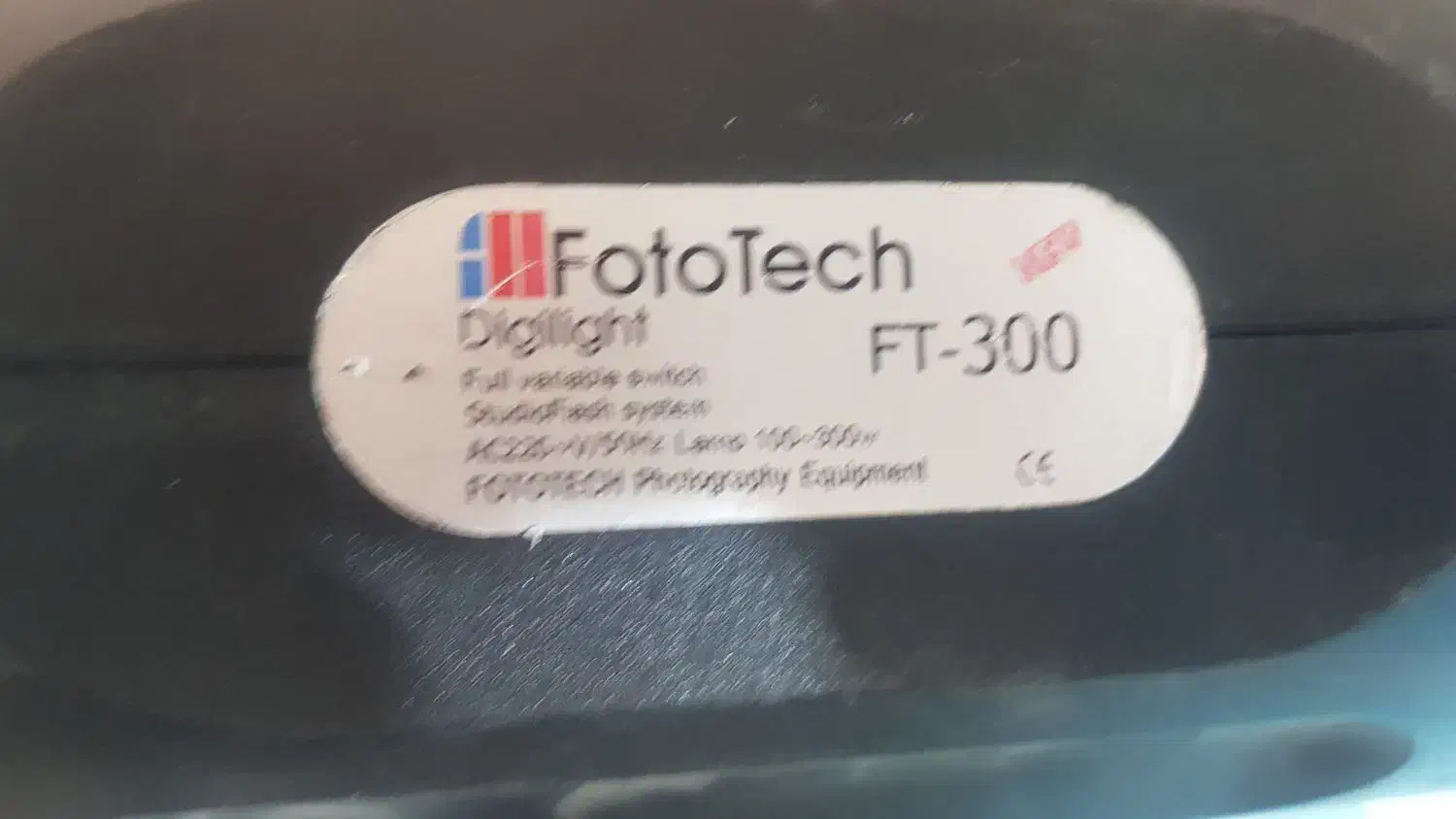 فلش ۳۰۰ ژول fototech|دوربین عکاسی و فیلم‌برداری|تهران, دردشت|دیوار