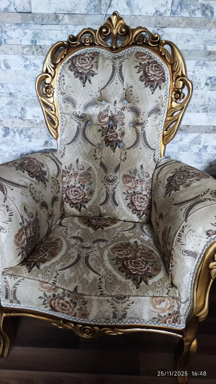 مبل سلطنتی ۹نفره|مبلمان خانگی و میز عسلی|بیرجند, |دیوار