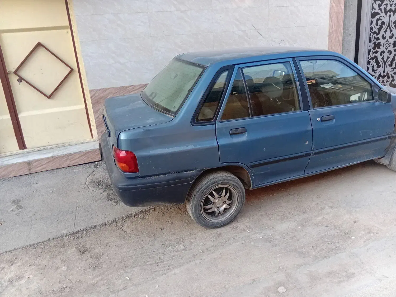 آبی اطلسی مدل ۸۴|خودرو سواری و وانت|فلاورجان, |دیوار