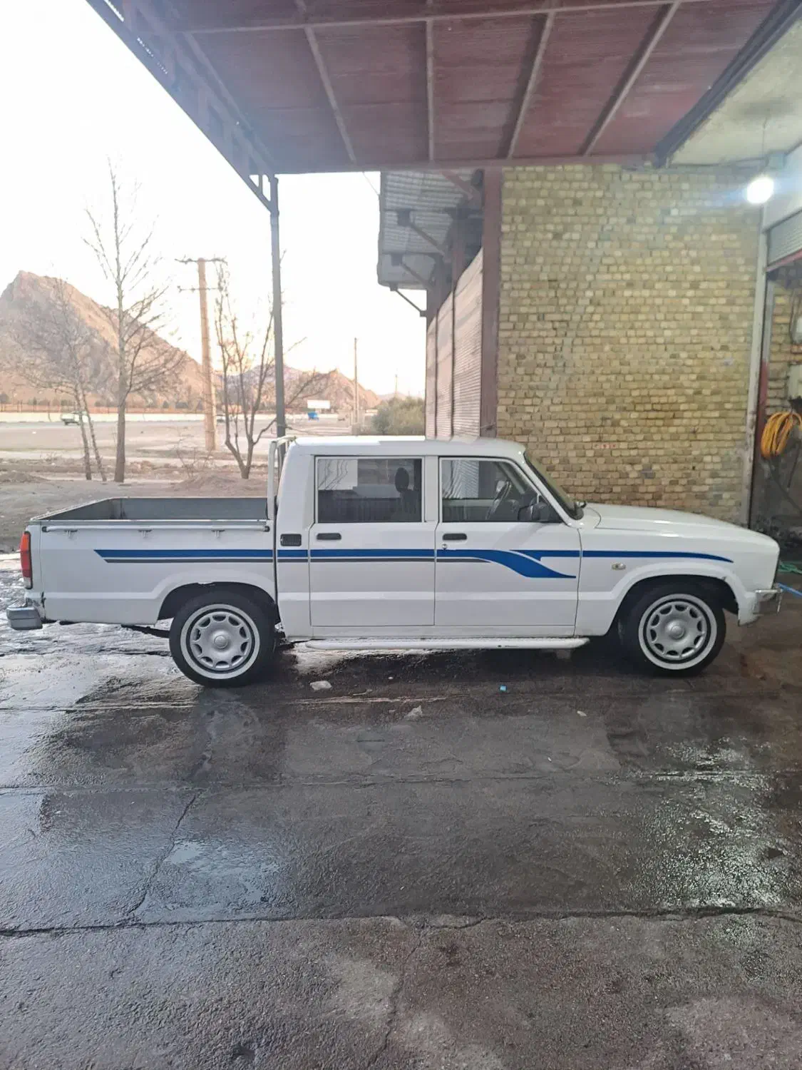 مزدا کارا موتور۲۰۰۰ ژاپنی|خودرو سواری و وانت|خرم‌آباد, |دیوار