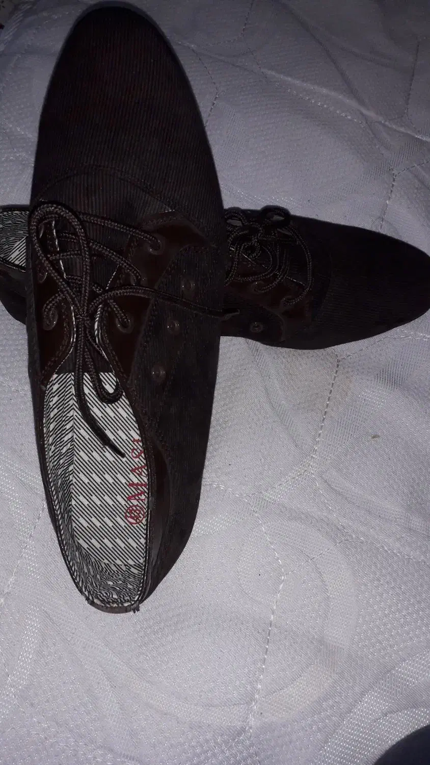 کفش مخمل قهوه ای|کیف، کفش، کمربند|شاهین‌شهر, مخابرات (شهید بهشتی)|دیوار