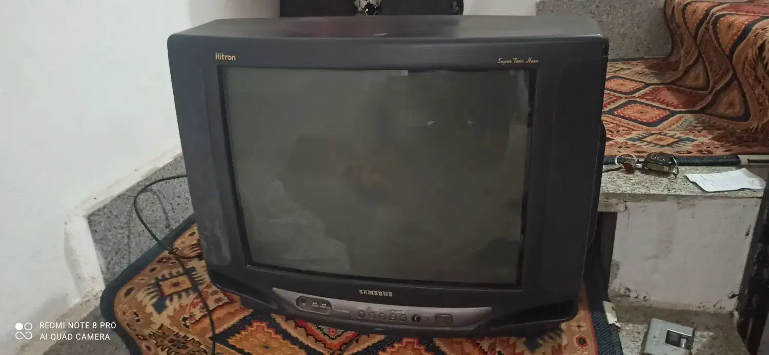 تلویزیون 21اینچ|تلویزیون و پروژکتور|لنگرود, |دیوار