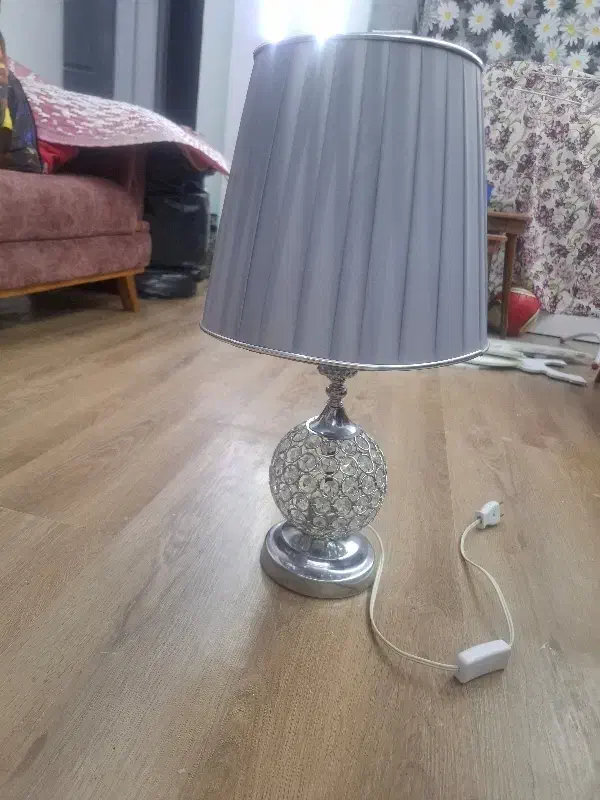 چراغ خواب|چراغ خواب و آباژور|رشت, کوی مهر|دیوار