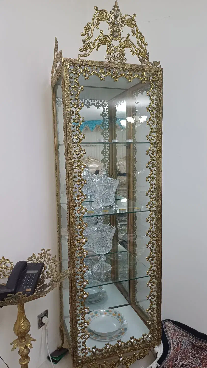 بوفه برنز|بوفه، ویترین، کنسول|مهاجران, |دیوار