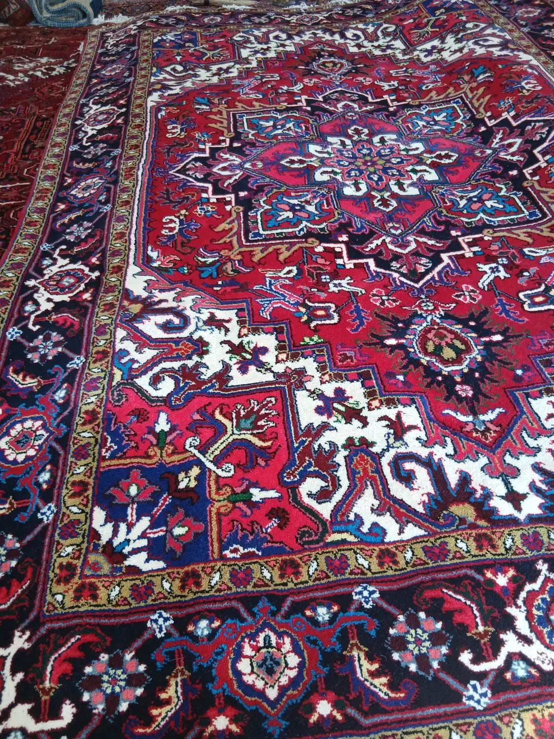 فرش الوار جفت شش متری|فرش|میانه, |دیوار