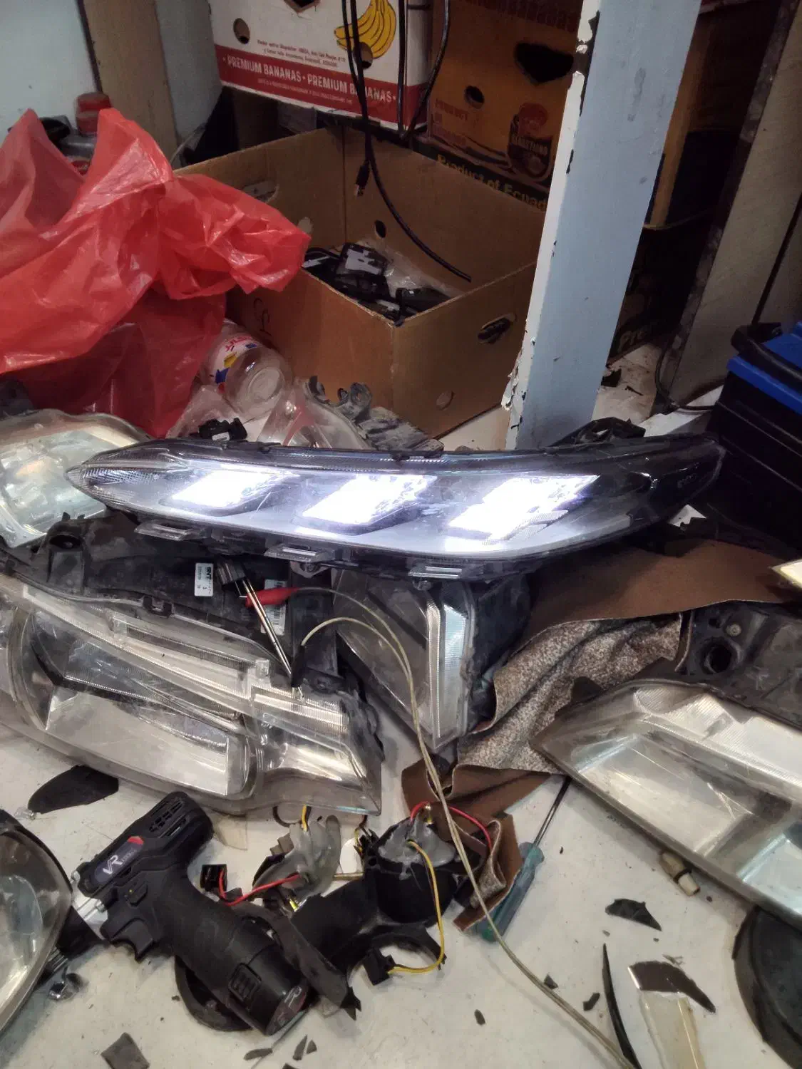 دی لایت و راهنمای ریرا|قطعات یدکی و لوازم جانبی|محمودآباد, |دیوار