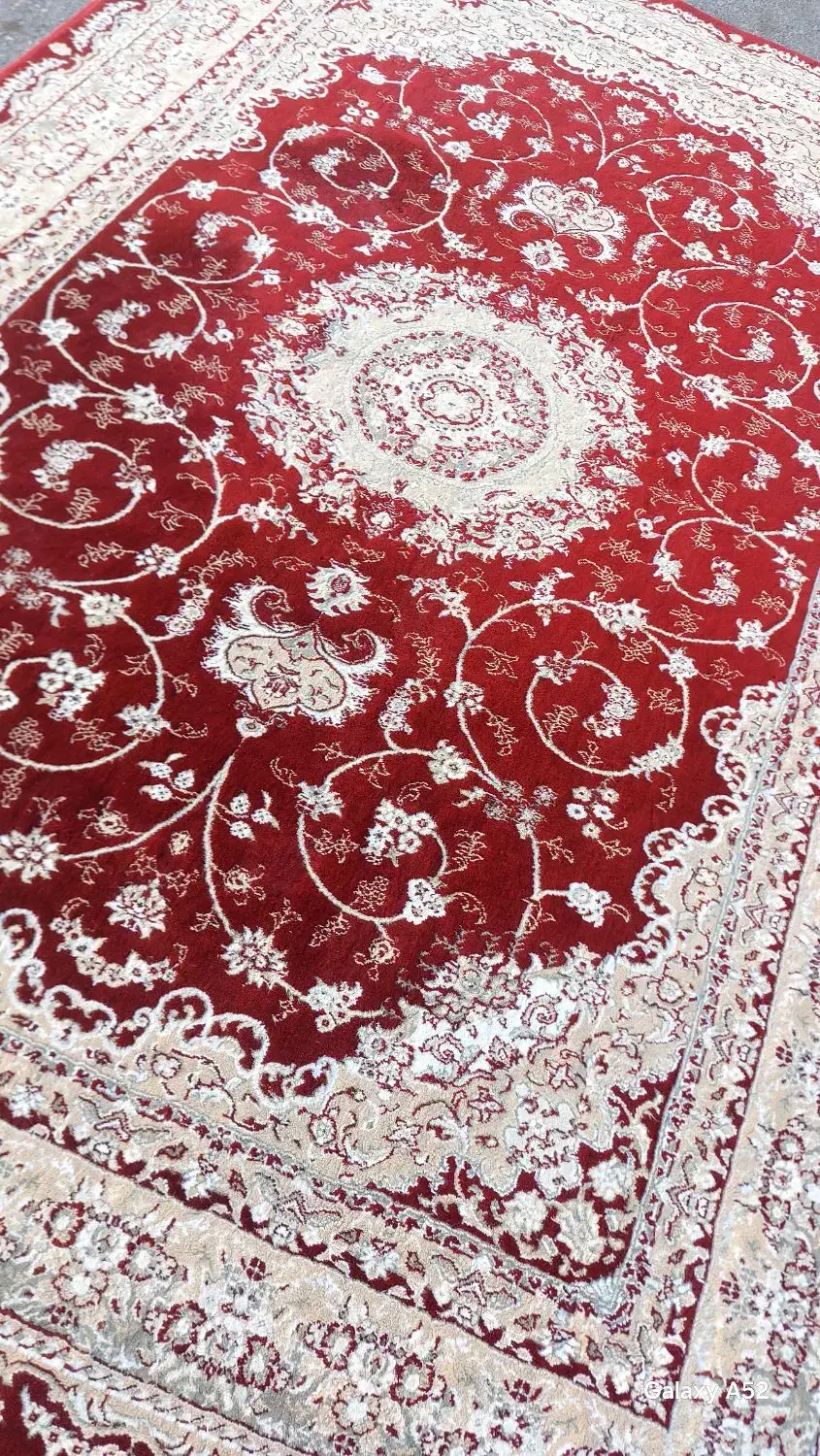 یک تخته 6 متری 500 شانه نخ. سالم. بدون عیب ایراد|فرش|محمدیه-قزوین, |دیوار