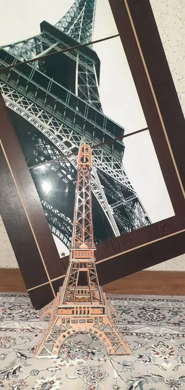 تابلو ایفل.  عروسک خرس|تابلو، نقاشی، عکس|شاهین‌شهر, شهرک پردیس|دیوار