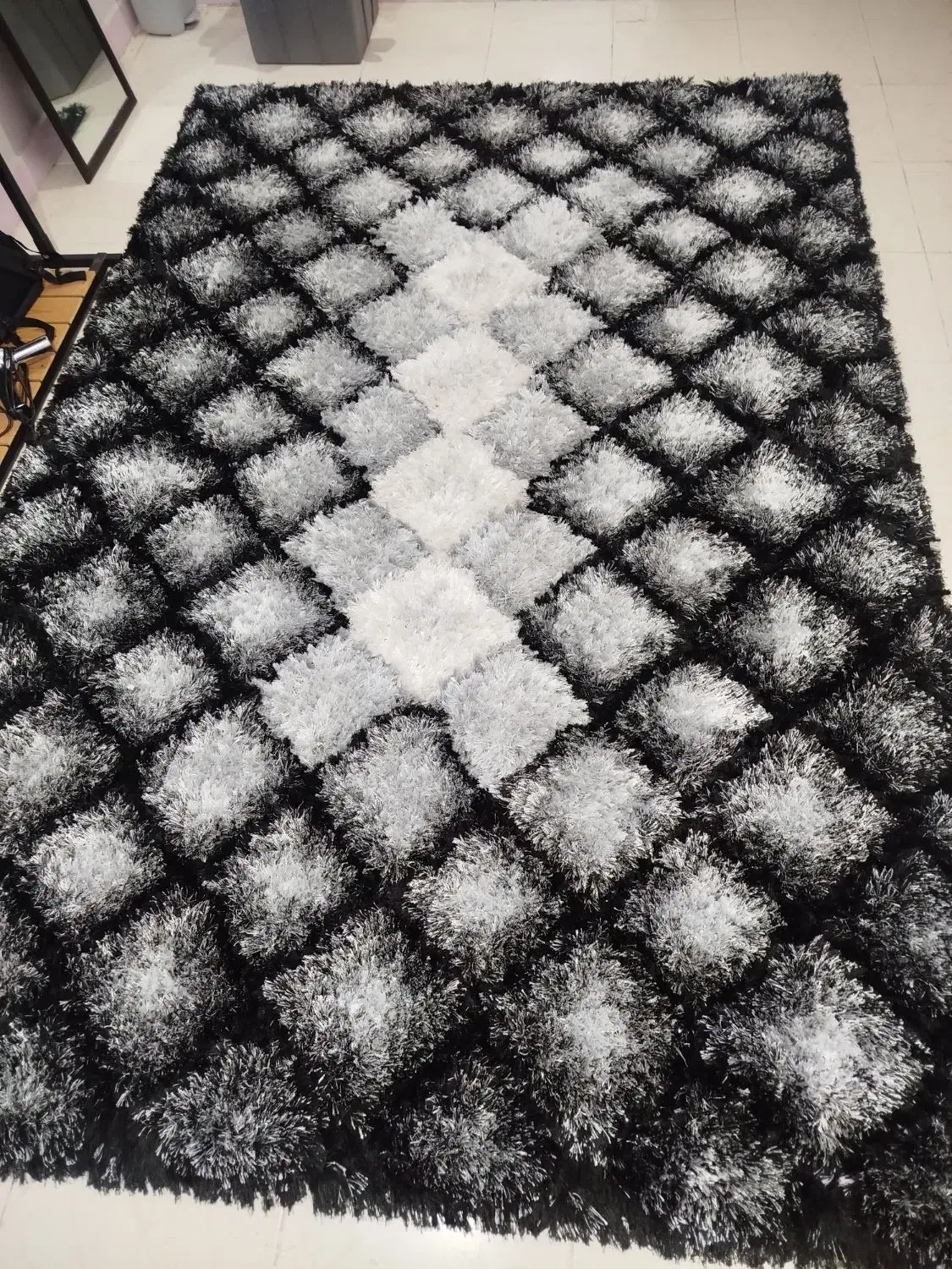 قالی ۶ متری|فرش|اهواز, کوی باهنر|دیوار