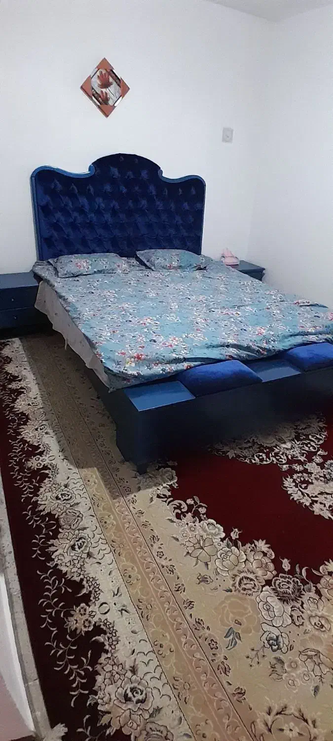 تخت دونفره باتشک|تخت و سرویس خواب|زرین دشت (همدان), |دیوار