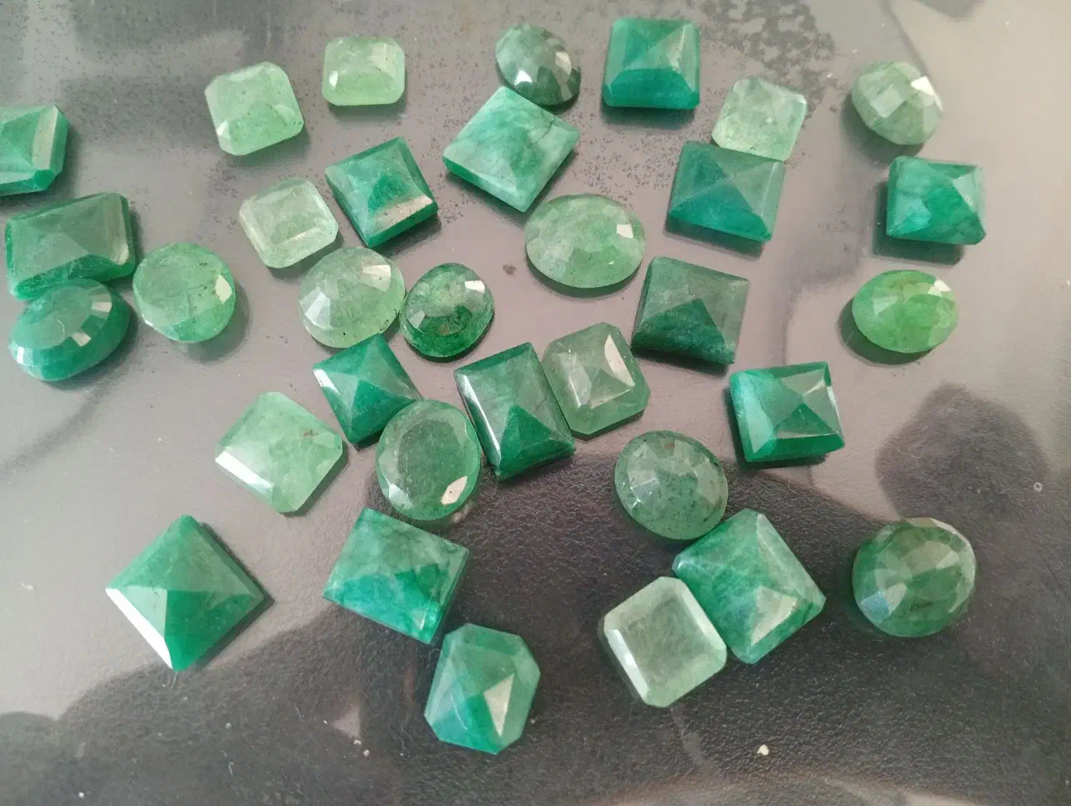 زمرد زامبیا|جواهرات|شهرکرد, |دیوار