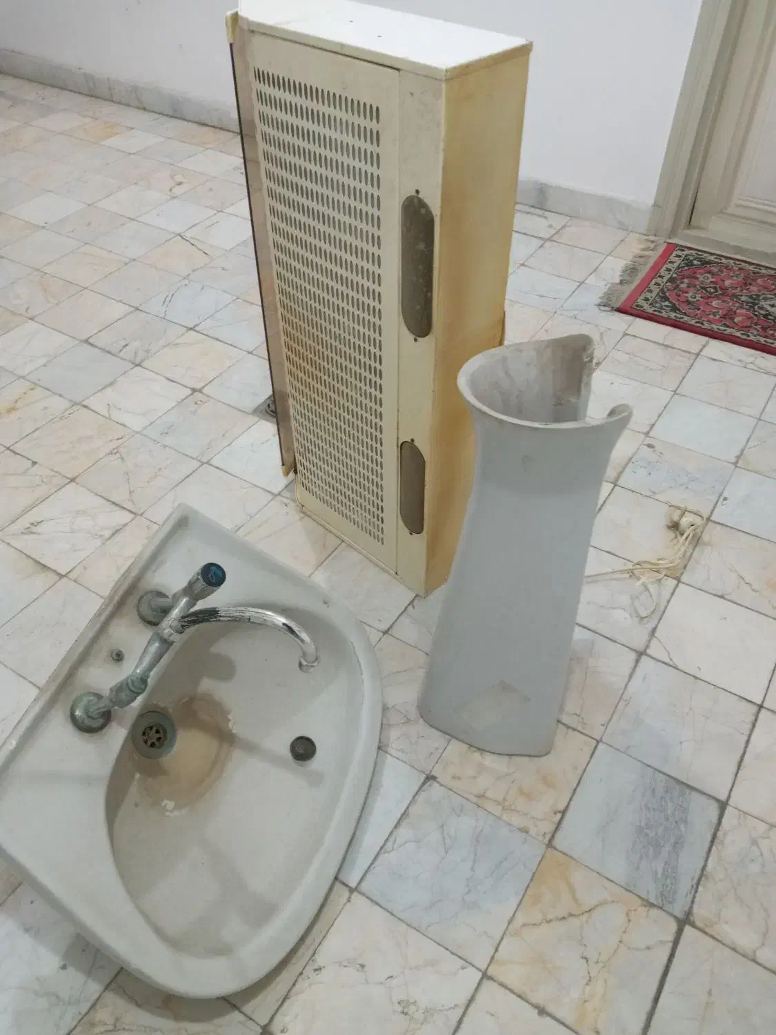 هود و روشویی|هود|اردبیل, |دیوار