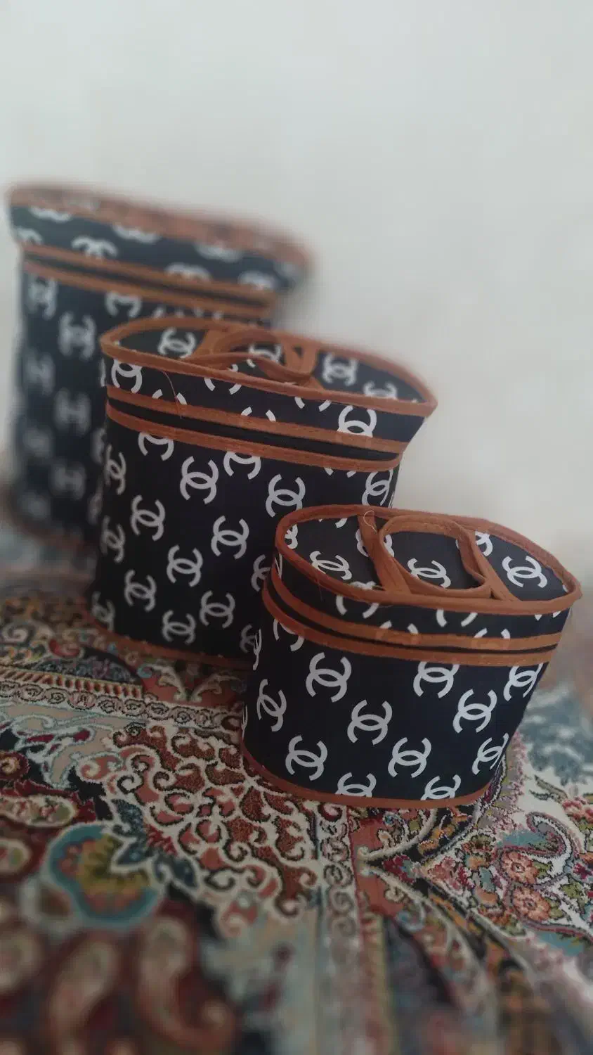 کیف|کیف، کفش، کمربند|تربت جام, حافظ|دیوار