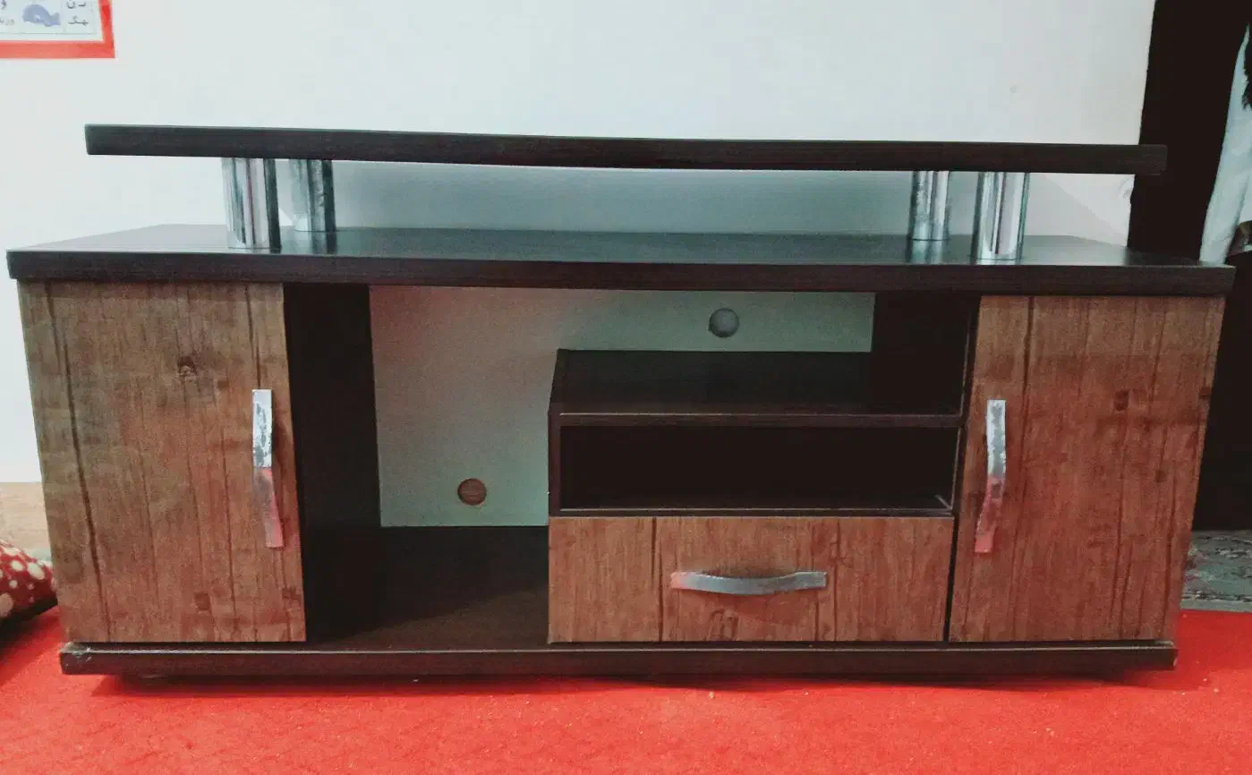 تلوزیونالجی ومیز ام دی اف|تلویزیون و پروژکتور|کارون, |دیوار