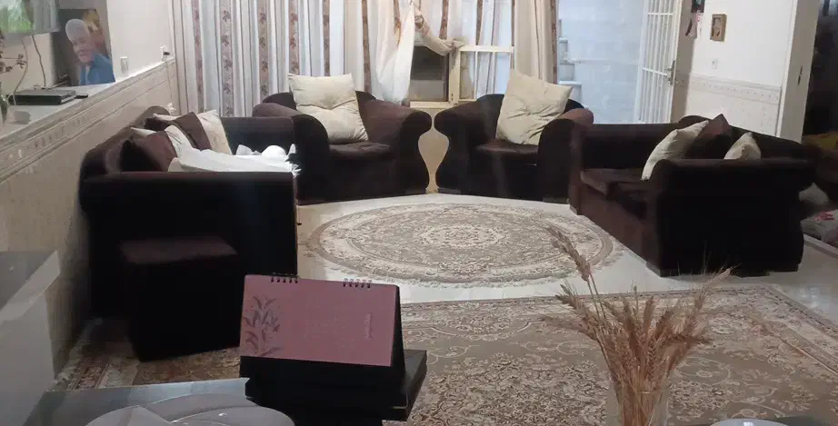 مبلمان راحتی|مبلمان خانگی و میز عسلی|کاشان, باغ ماجد|دیوار