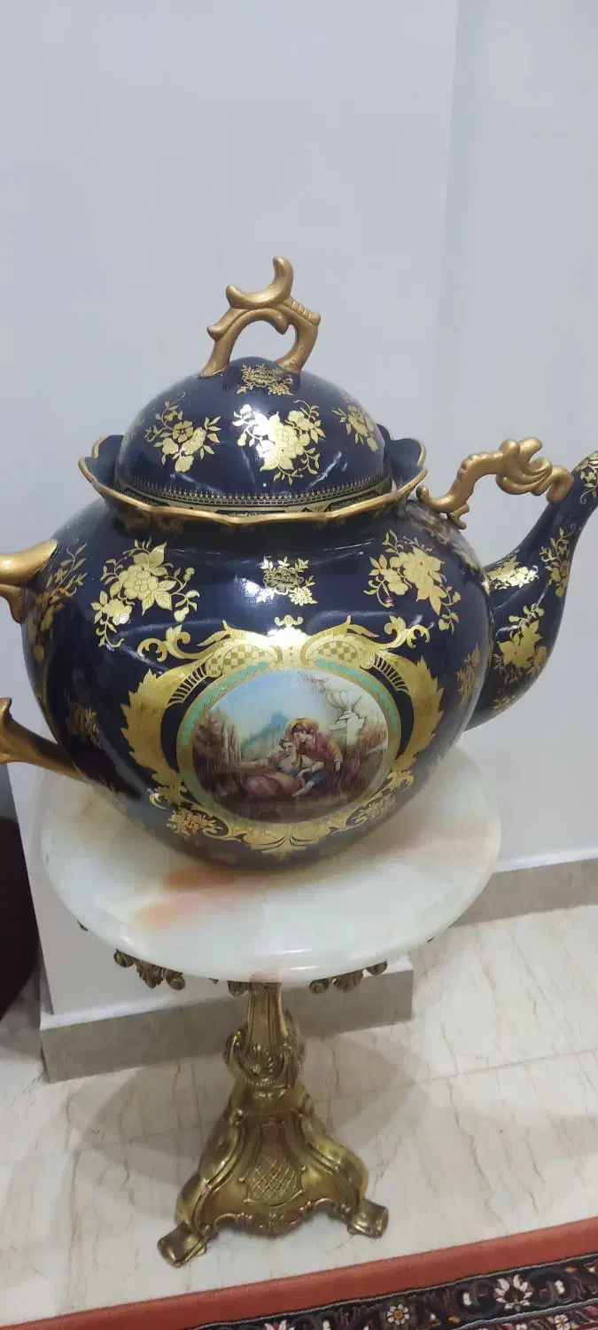 قوری  خیلی بزرگ|قوری، کتری، قهوه‌ساز دستی|اردبیل, |دیوار