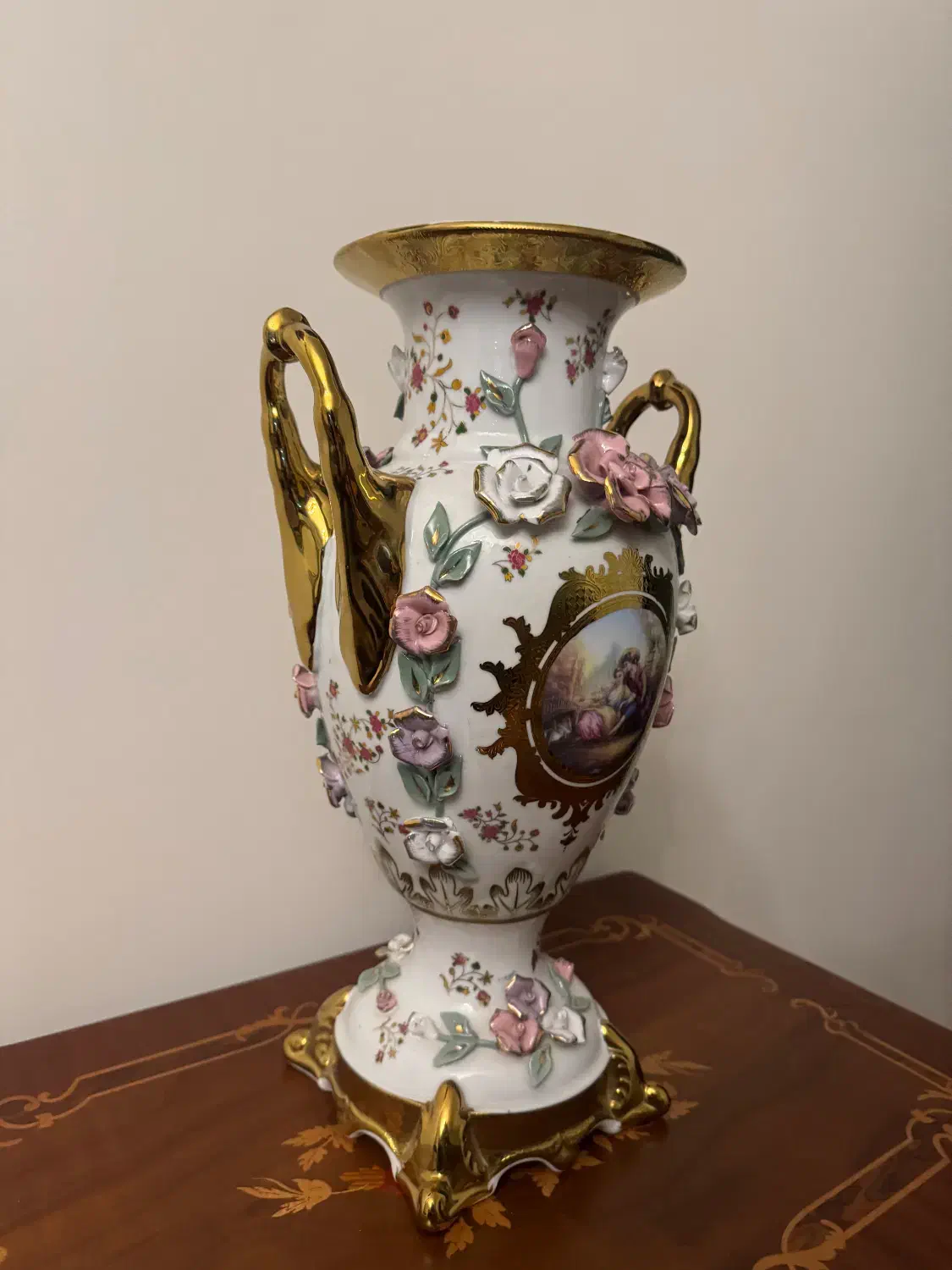 گلدان چینی|صنایع دستی و سایر لوازم تزئینی|تهران, قیطریه|دیوار