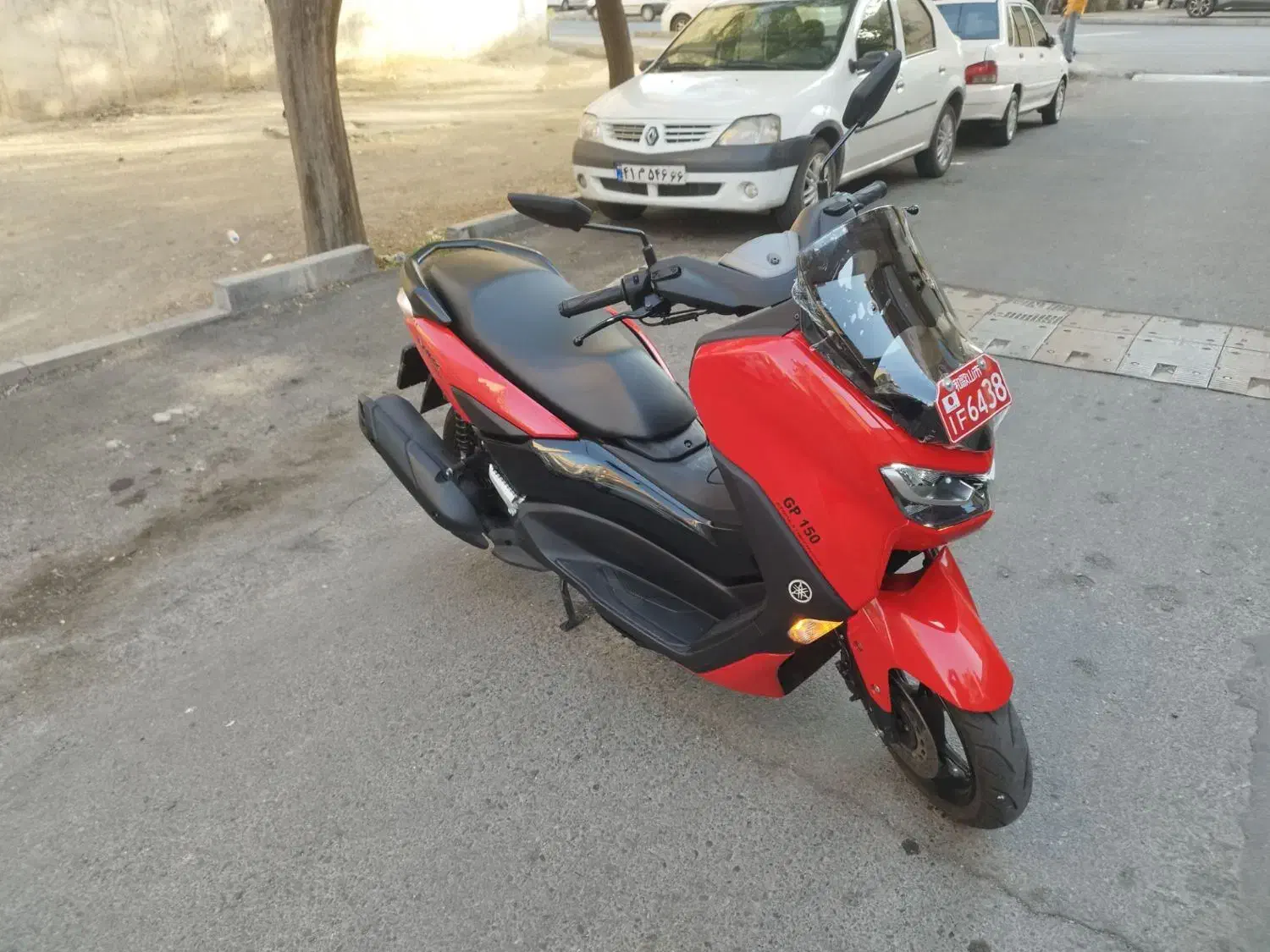 n max 1403|موتورسیکلت|تهران, شکوفه (عبدل آباد)|دیوار
