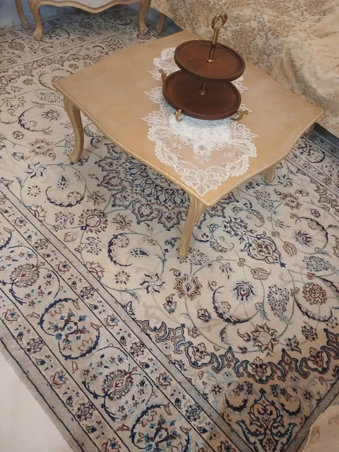 فرش نایین|فرش|تهران, چهارصد دستگاه|دیوار