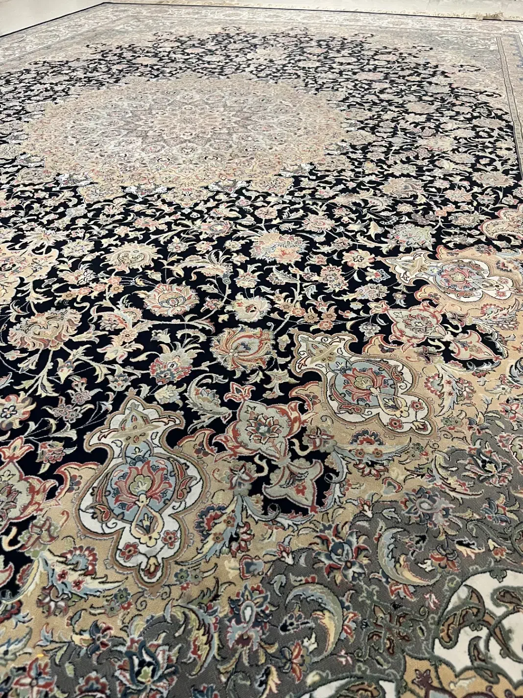 فرش ۱۲۰۰ شانه تراکم۳۶۰۰ نه متری|فرش|اسلامشهر, شهرک قائمیه|دیوار