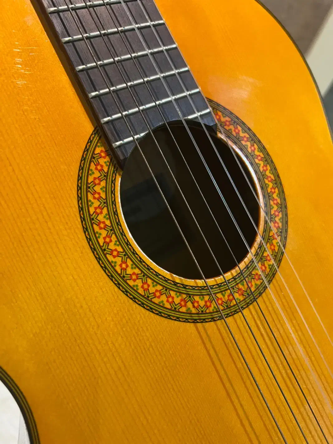 گیتار یاماها C70|گیتار، بیس، امپلیفایر|کردکوی, |دیوار