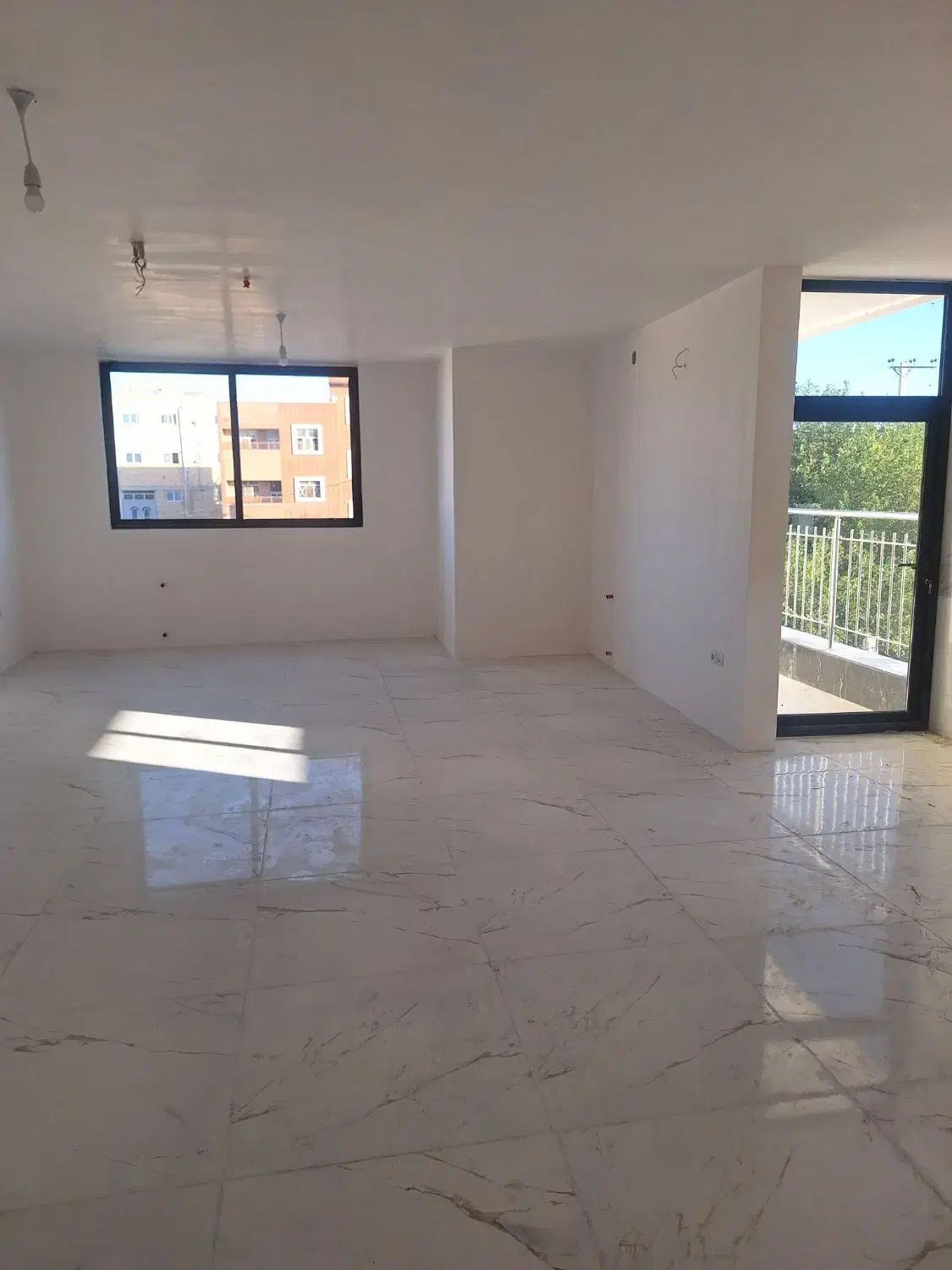 فروش آپارتمان صفر ۱۲۰متر باغبهادران|فروش آپارتمان|لنجان, |دیوار