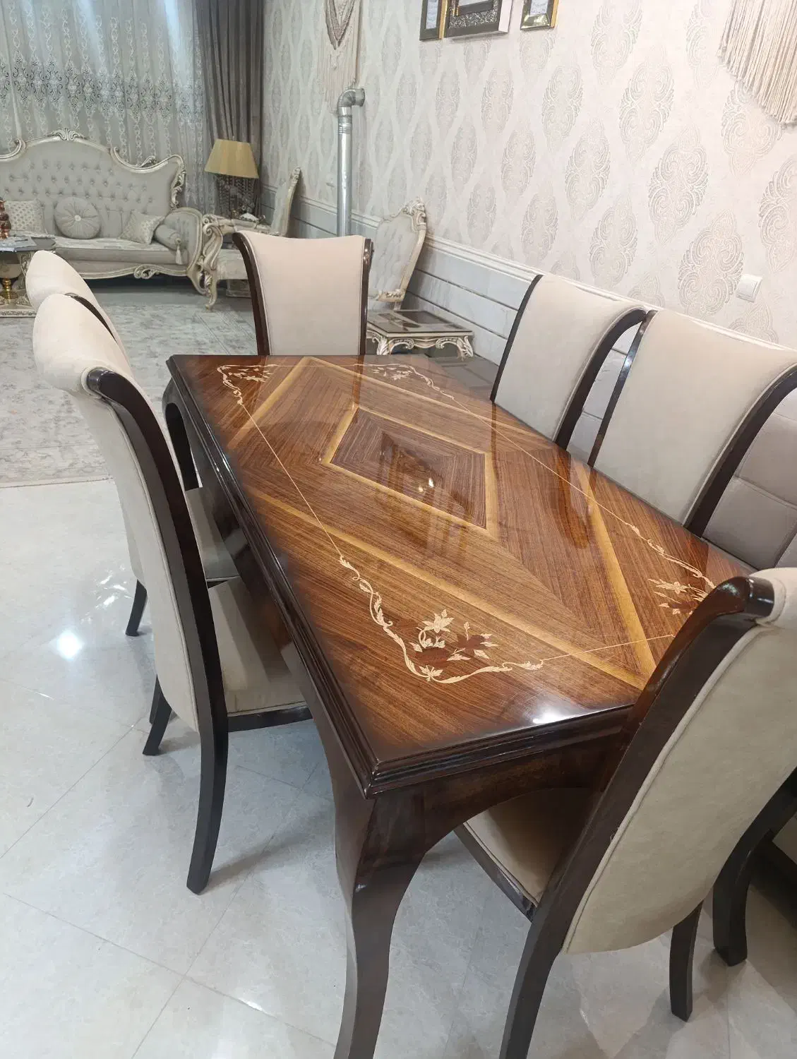 میز غذاخوری|میز و صندلی غذاخوری|ورامین, ورامین|دیوار