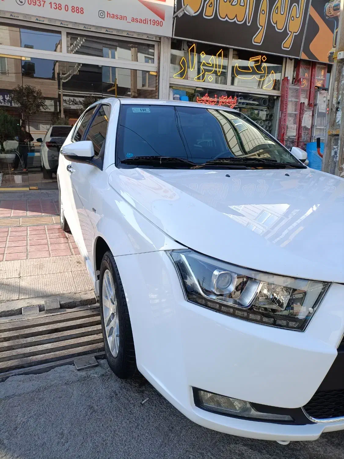 دنا پلاس سقف سانروف چهار چرخ دیسک|خودرو سواری و وانت|شهریار, شهرک وائین|دیوار