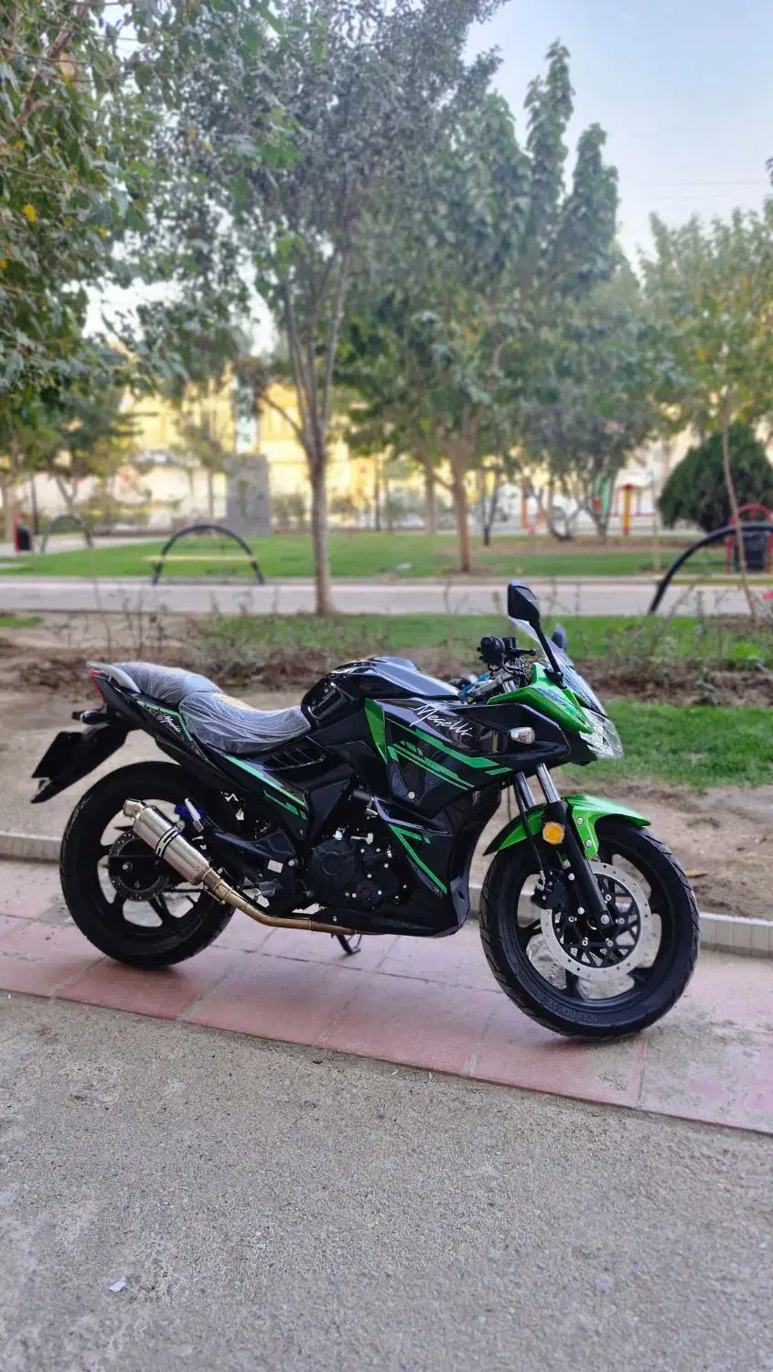 مگلی ۲۰۰|موتورسیکلت|فردیس, شهرک شهید حسینی|دیوار