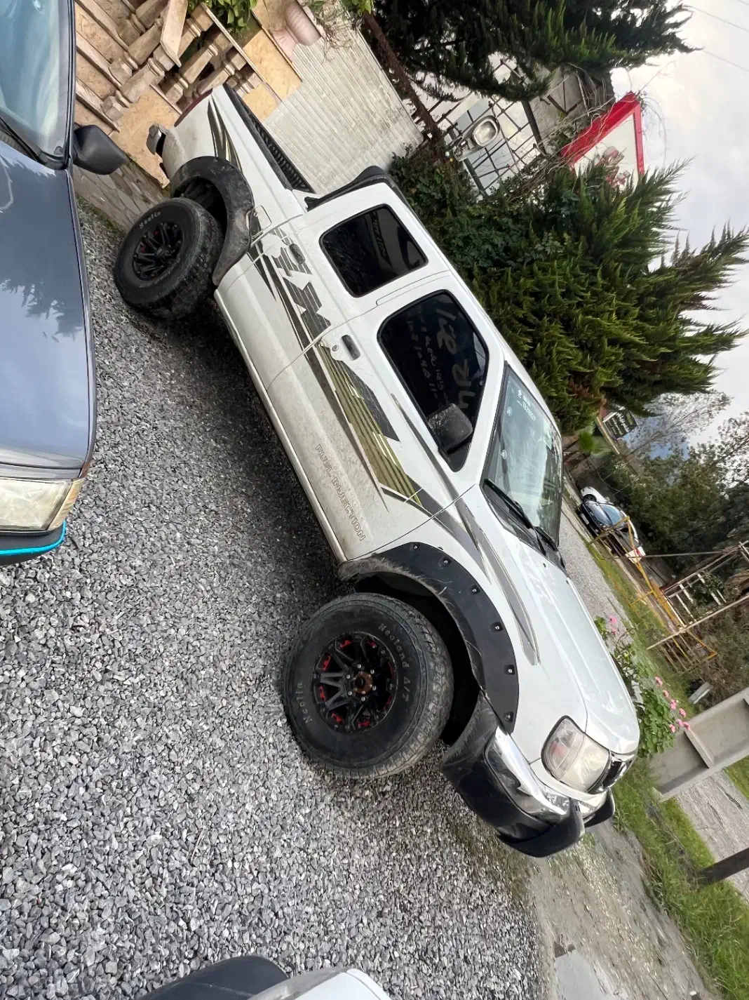 نیسان پیکاپ مدل ۸۱ یه لکه رنگ|خودرو سواری و وانت|نوشهر, |دیوار