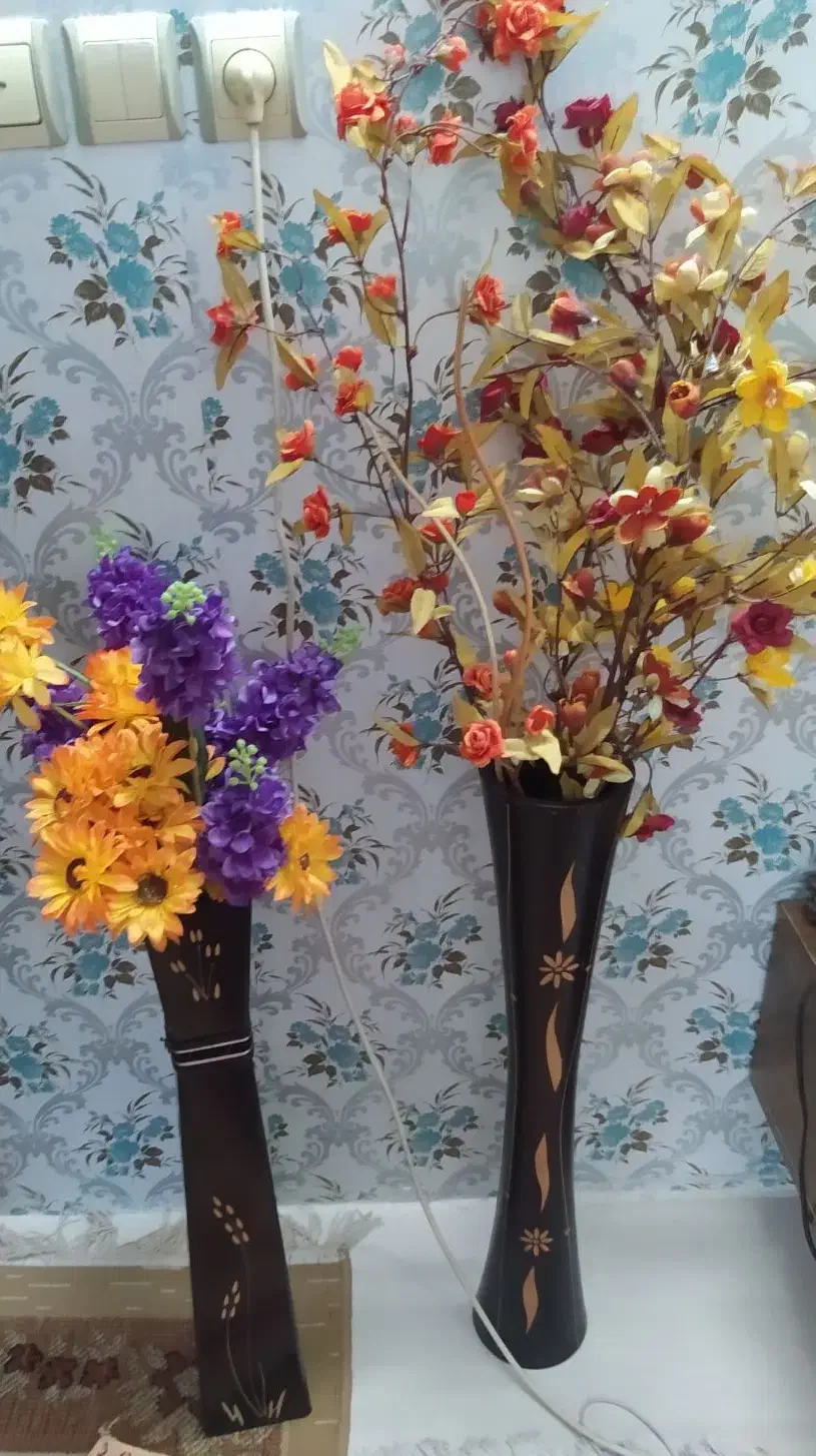 گلدان چوبی با گلهای مصنوعی|گل مصنوعی|مشهد, رسالت|دیوار