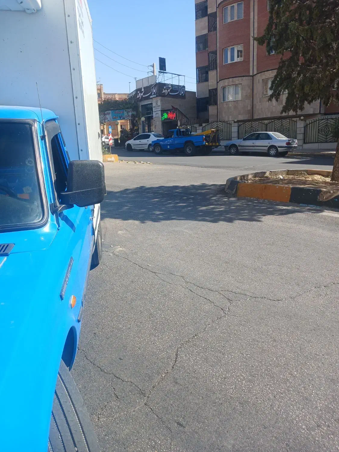 نیسان یخچالدار زیر صفر اماده همکاری|خدمات حمل و نقل|صدرا-فارس, فاز ۱|دیوار