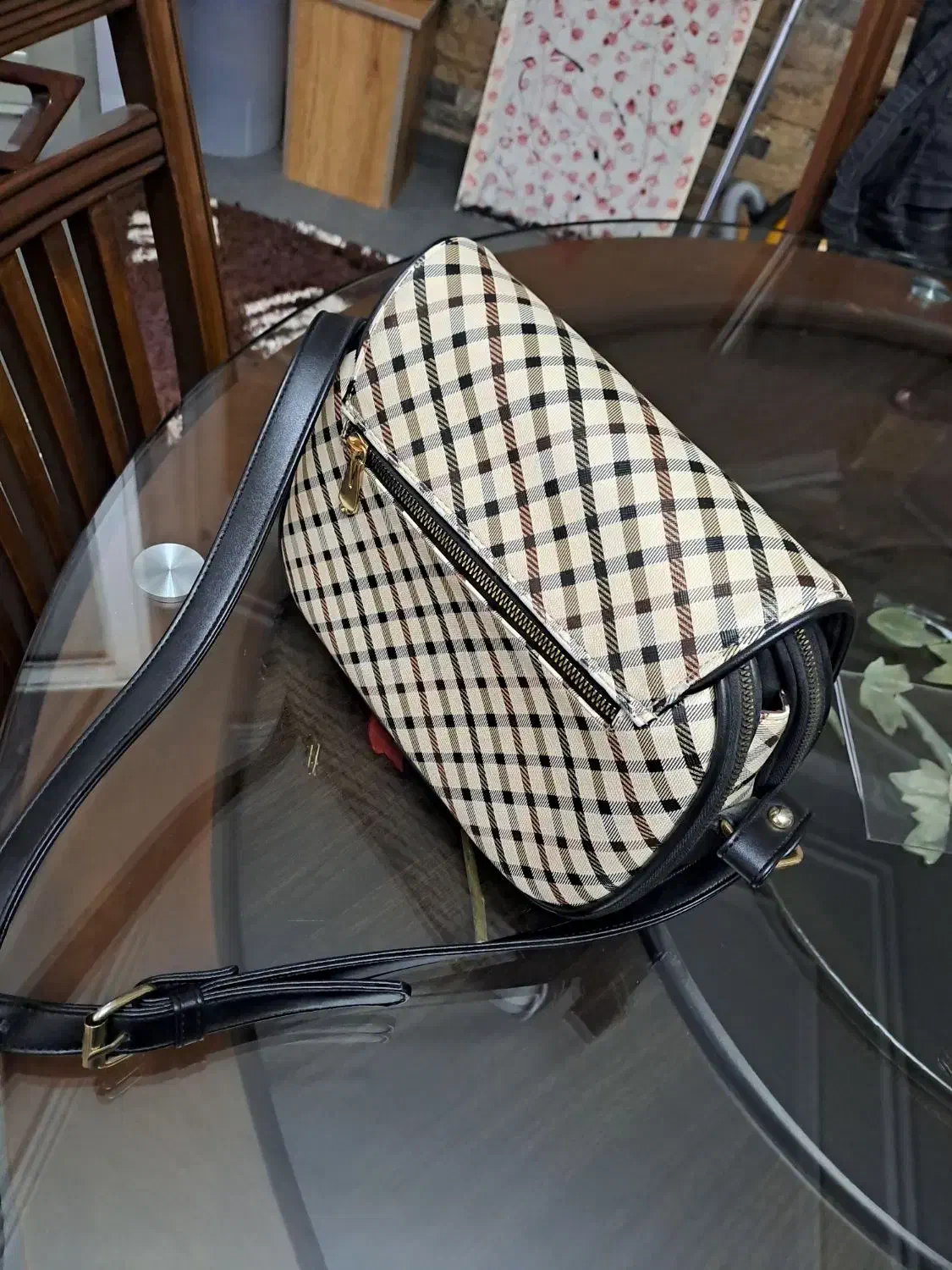 کیف زنانه|کیف، کفش، کمربند|ساری, |دیوار