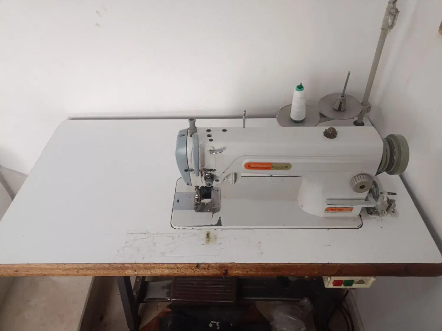 چرخ راسته تیغ دار مارک سیروبا|چرخ خیاطی و ریسندگی|لوندویل, |دیوار