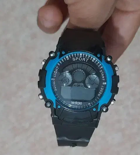 ساعت مچی|ساعت|شیروان (خراسان), |دیوار