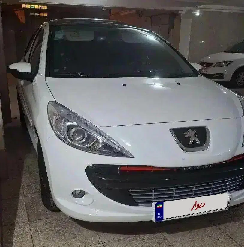 207 اتوماتیک پاناروما ارتقا یافته tu5p برج 10 1403|خودرو سواری و وانت|اهواز, کوی پلیس|دیوار