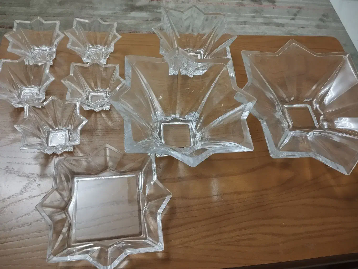 ظروف کریستال پذیرایی|ظروف سرو و پذیرایی|ساری, |دیوار