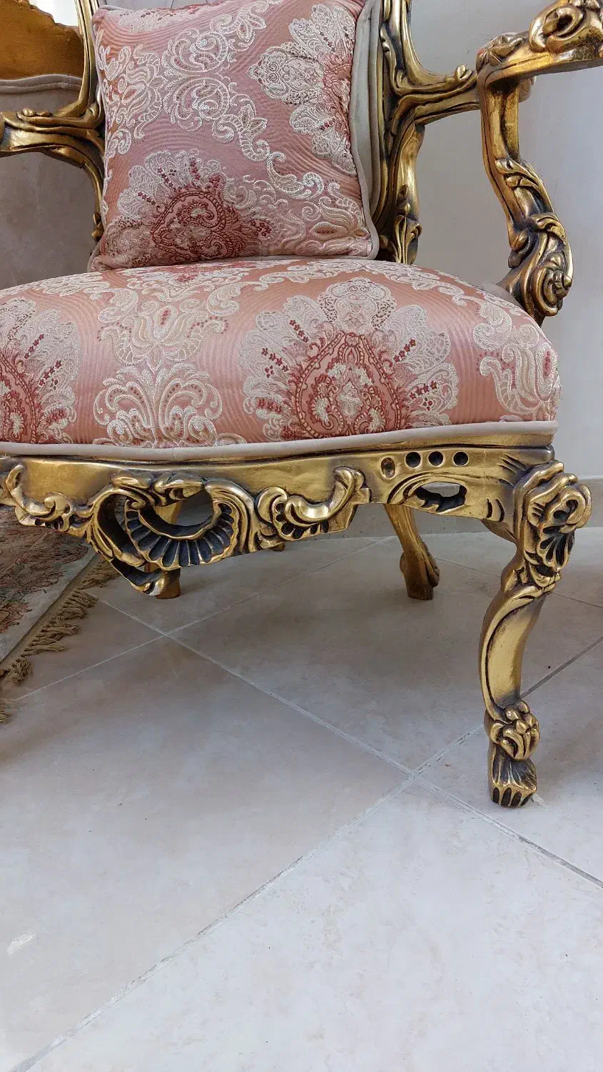 مبل سلطنتی بسیار نو وشیک با بهترین چوب|مبلمان خانگی و میز عسلی|کیش, |دیوار