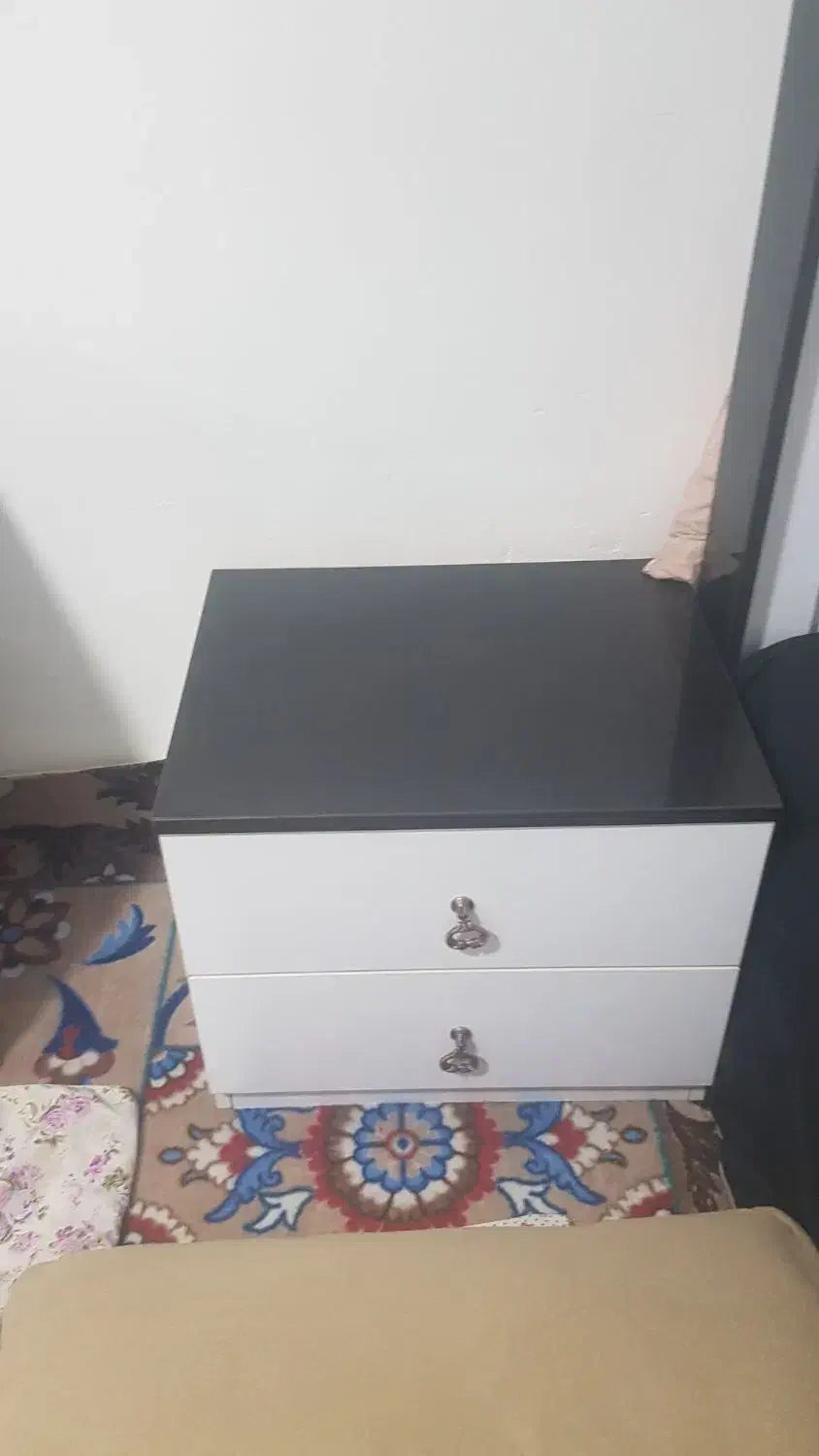 تخت دو نفره با تشک رو تختی و دو پا تختی|تخت و سرویس خواب|مریوان, |دیوار