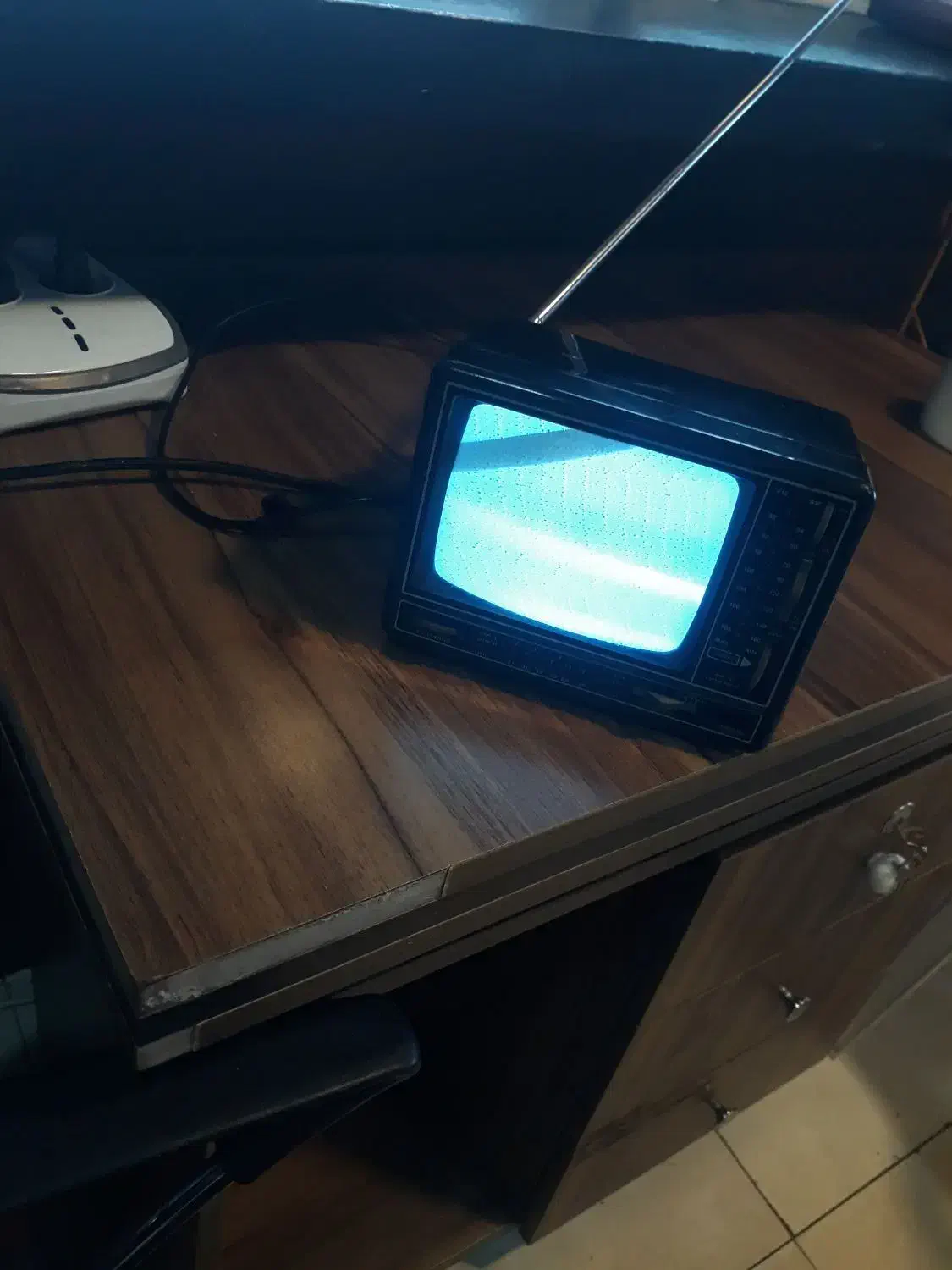 تلوزیون  قدیمی کوچیک  nova  ژاپن|تلویزیون و پروژکتور|رودسر, |دیوار
