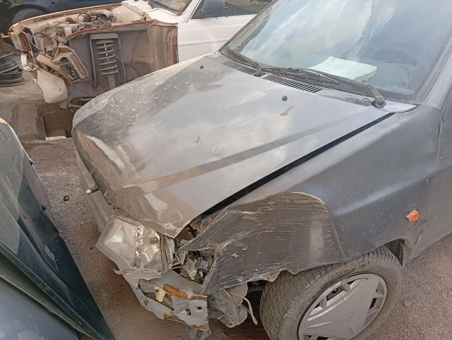 مدل89 تصادف کردم|خودرو سواری و وانت|کرمان, |دیوار