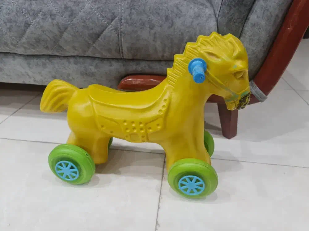 کالسکه و اسب|اسباببازی بچه|تهران, شهرک شهید باقری|دیوار