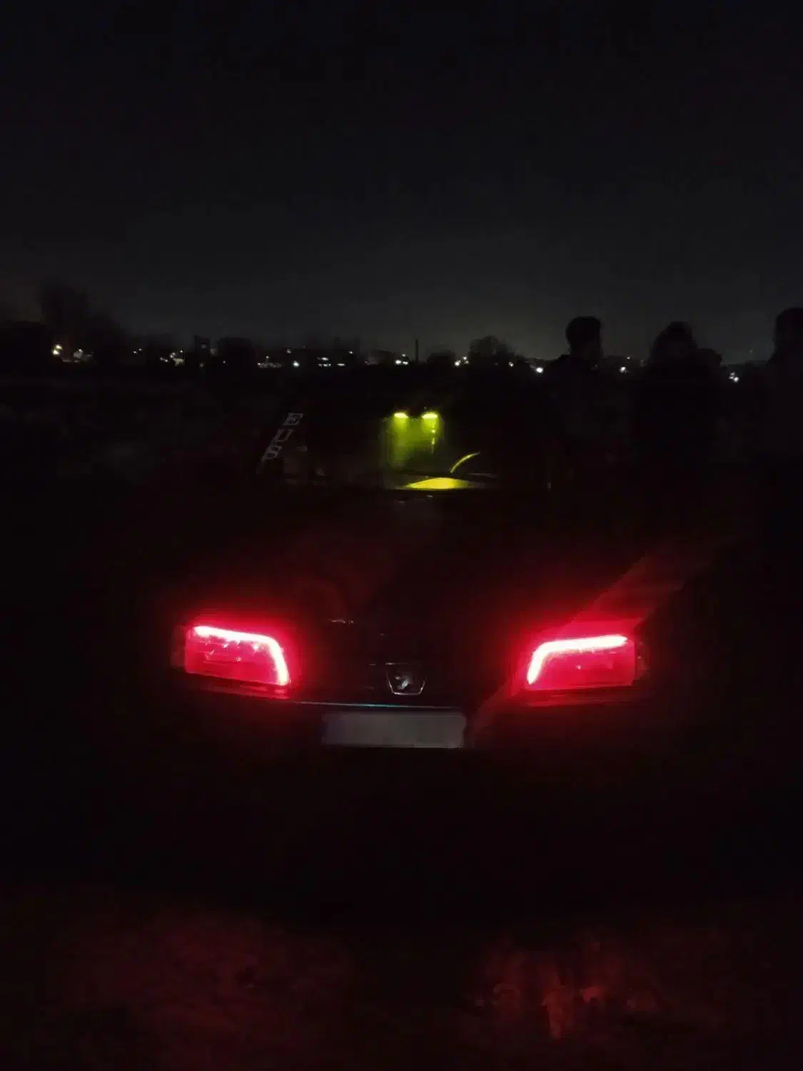 پژو ۴۰۵  ۲۰۰۰|خودرو سواری و وانت|تبریز, |دیوار