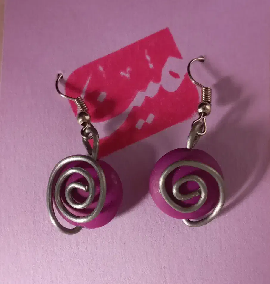 گوشوارههای سنگ فیروزه با رنگ های مختلف و زیبا|بدلیجات|اصفهان, جلالیه|دیوار