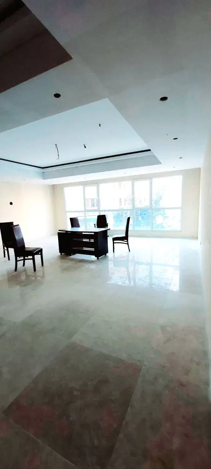 235متر 3 خ   پلن بی نقص   نوساز     ساقدوش